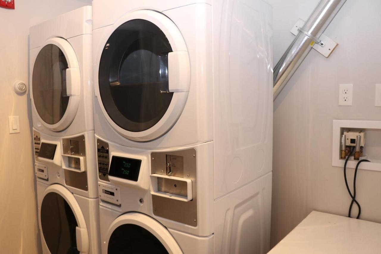 A Stylish Stay With A King Bed And Heated Floors #27 Brookline Exteriör bild