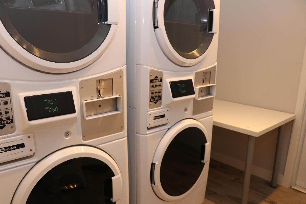 A Stylish Stay With A King Bed And Heated Floors #27 Brookline Exteriör bild
